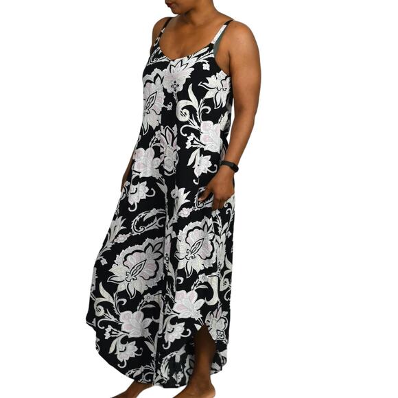 Wide Leg Jumpsuit Black Printed Draped Pink Straps Capri Loose Sack Size Medium - Picture 11 of 13